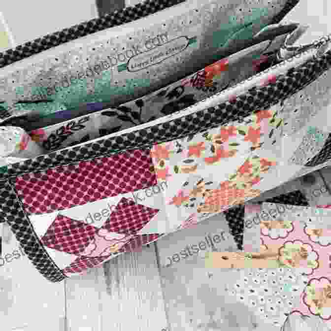 A Posy Garden Zipper Pouch With Colorful Posy Garden Blocks Carina Gardner S Simply Modern Patchwork Quilts: 12 Posy Garden Quilts And Sewing Projects For The Beginning Quilter