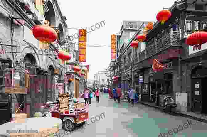 Beijing Hutong Beijing Travel Guide: With 100 Landscape Photos